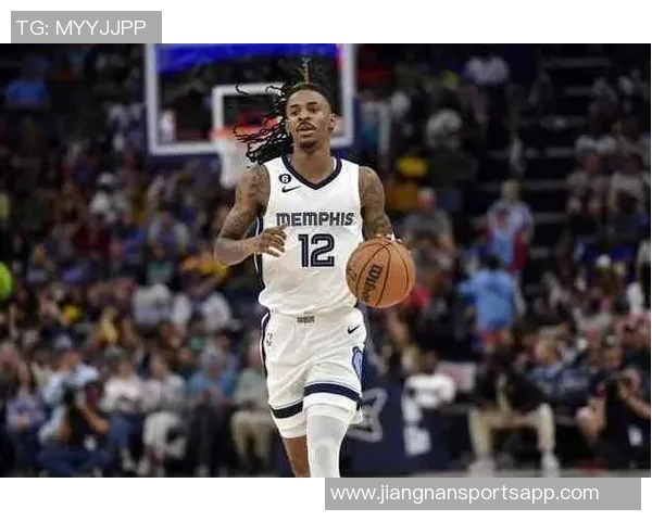 特纳状态低迷12投仅中3三分球表现惨淡仅得14分7篮板2助攻