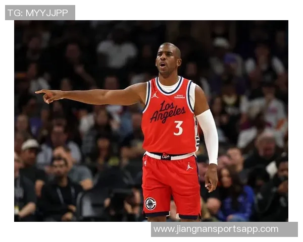 苏群分析保罗加盟快船更多是形象工程对球队实力影响有限